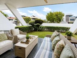 Selby Gardens (D10), Semi-Detached #581301271